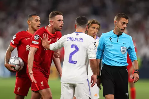 شاهد على اللقب الـ14 ولم يُهزم معه.. كليمان توربين فأل حسن لريال مدريد قبل مواجهة أتلتيكو